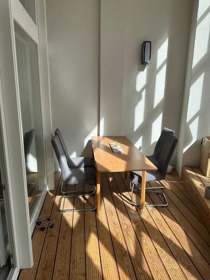 Relax-Wohnung Mit Balkon Ueber Die Weisse Elster Lipsk Zewnętrze zdjęcie
